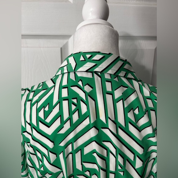 Karl Lagerfeld Paris Green White V-Neck Print Belted Shirt Dress Size 12 - Picture 9 of 12